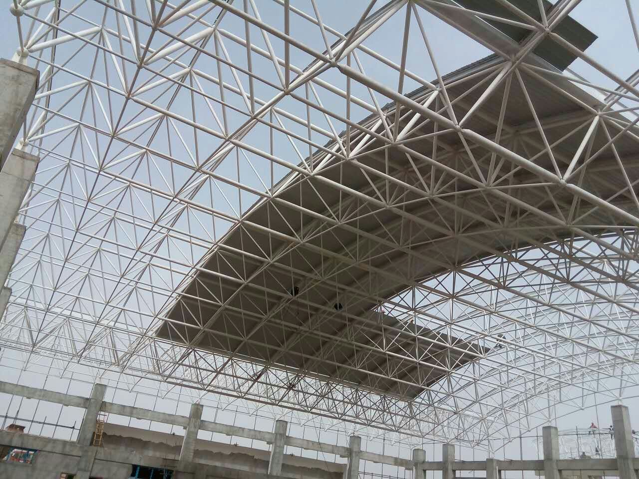 上海青岛一汽网架